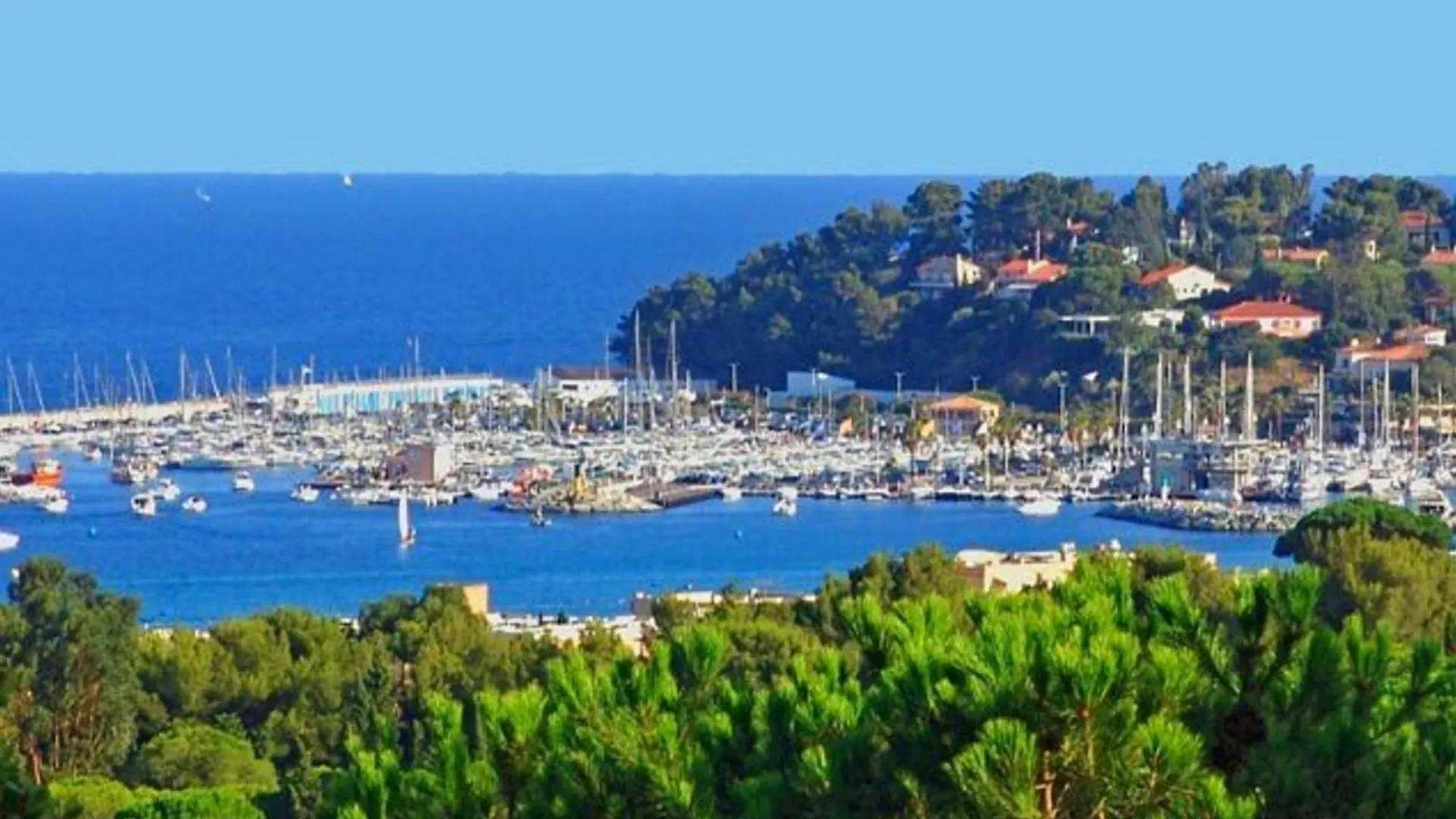 Apartamento Bel Appartement T3 Climatise Avec Balcon Et Garage A Cavalaire-Sur-Mer - Fr-1-100-225
